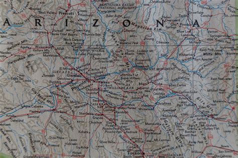 Mapa miest: Otsego, Michigan a Tuscon, Arizona - domovy najvyšších psov