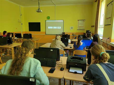 Obrázok sociálneho správania a interakcie s ľuďmi