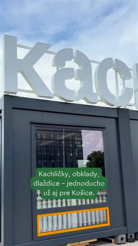 Vizualizácia sortimentu výstražných tabuliek na bránu s výberom motívov a rozmerov