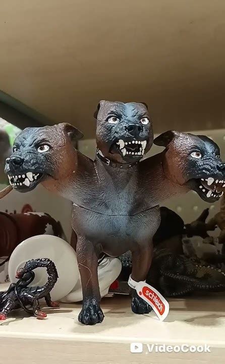 Kerberos, trojhlavý pes strážca podsvetia