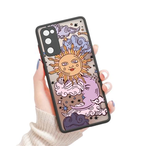 Ilustrácia rôznych tetovaní s motívom Mesiaca
