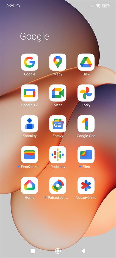 Ukážka aplikácie Google Fotky s rozpoznanými osobami