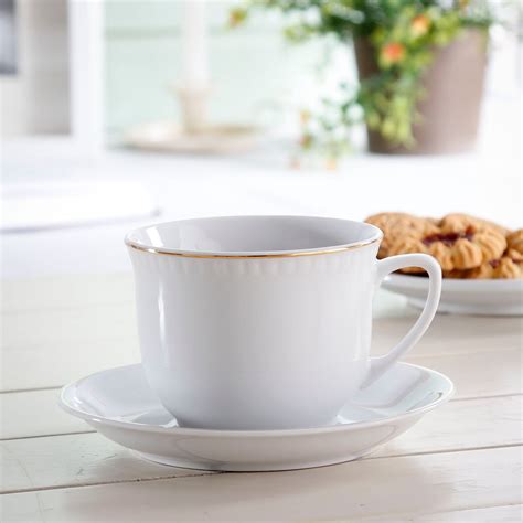 Biela šálka na kávu s podšálkou