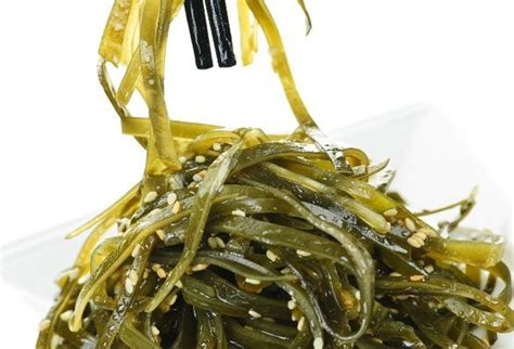 Infografika o zložení morskej riasy