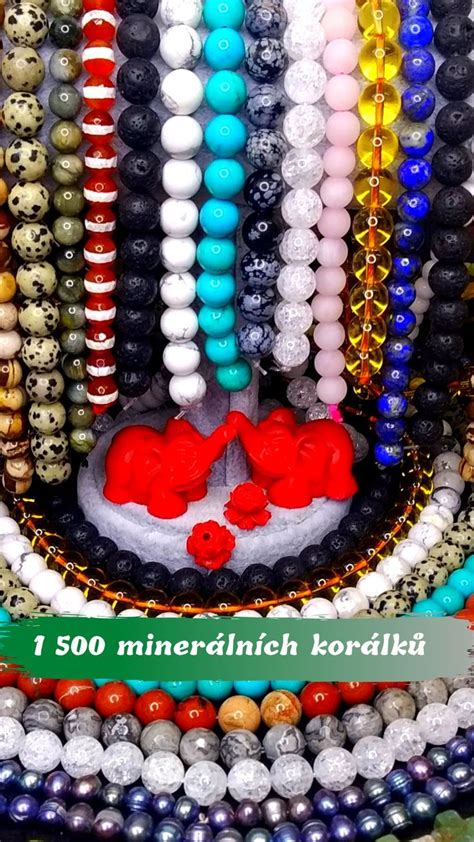 Ukážka hotových šperkov vyrobených z bižutérnych komponentov