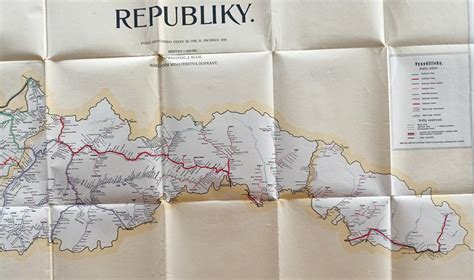 Mapa Slovenskej republiky s vyznačenými oblasťami s výskytom besnoty u líšok