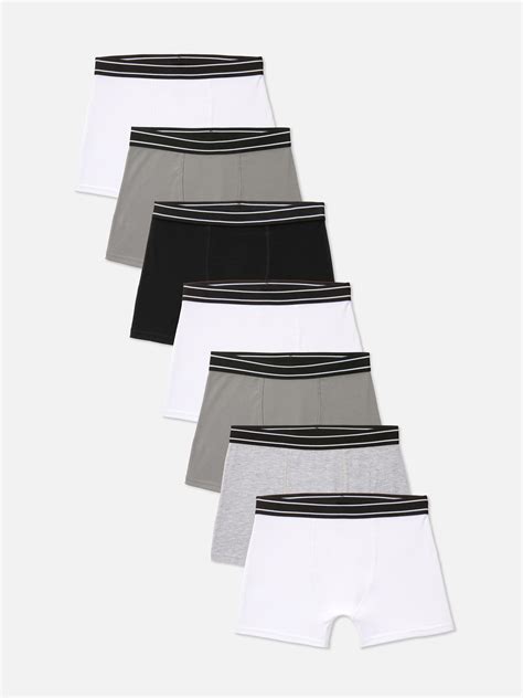 šteniatka bradáčov v rôznych farbách