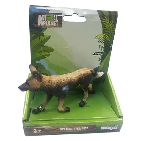 Koláž rôznych figúrok nemeckých ovčiakov od značiek Schleich, Mojo a Animal Planet