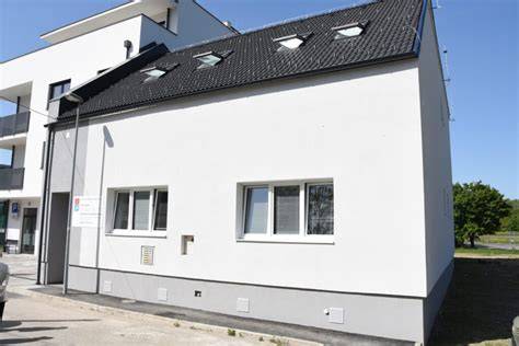 Infografika: Ako pomáha nocľaháreň a nízkoprahové centrum Levice