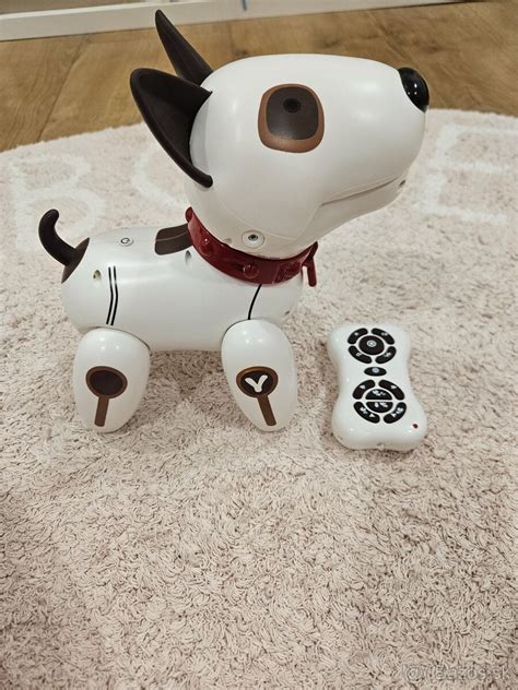 Robotický psík s diaľkovým ovládaním