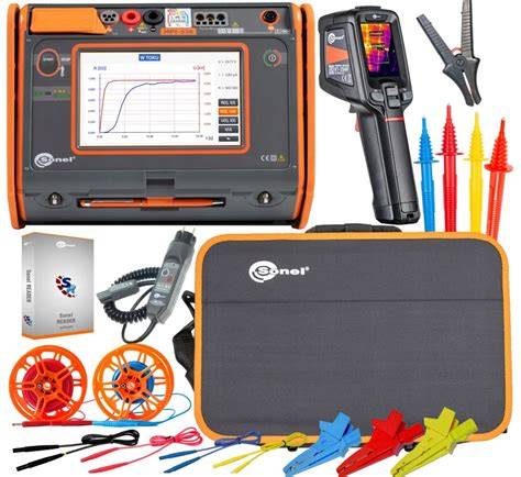 Infografika porovnania parametrov najčastejších elektrických obojkov: dosah, typ korekcie, vodotesnosť a počet prijímačov