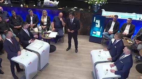 Grafika: Rozloženie ťahu pri postrojoch vs obojku